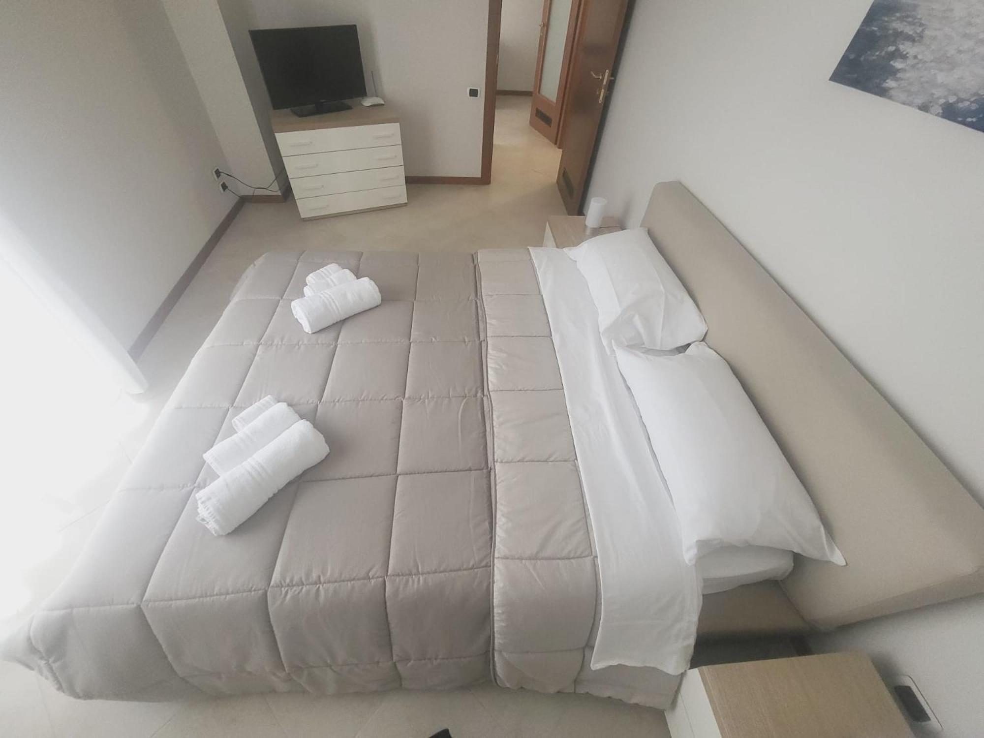 Appartamenti Le Gemme 나폴리 외부 사진